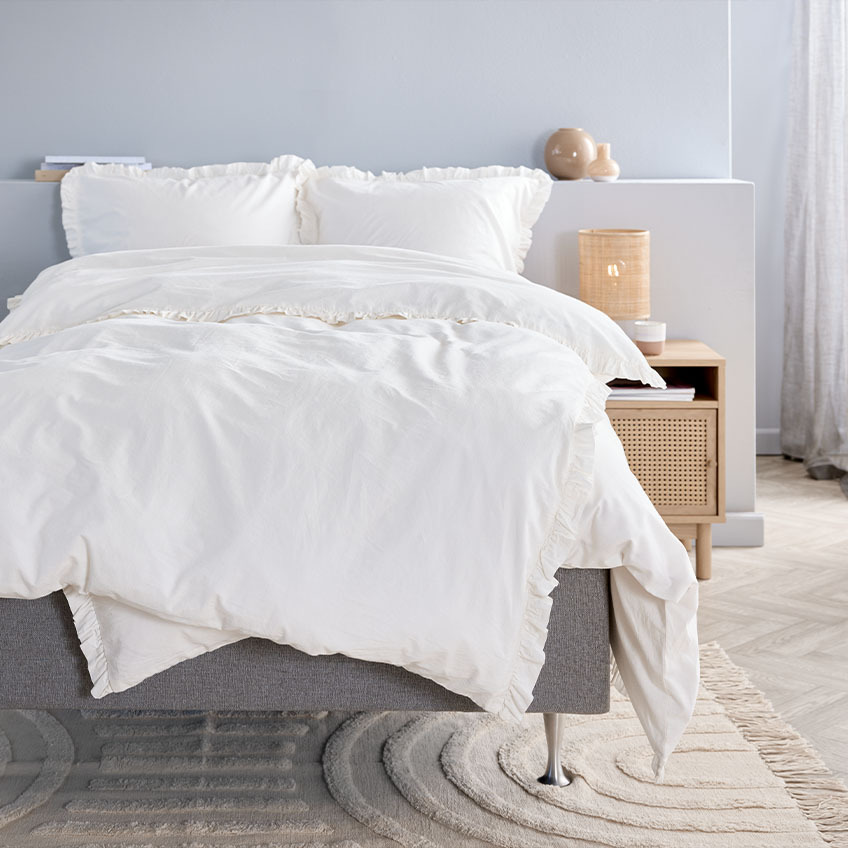 Bettbezug aus Baumwolle in warmem Weiß