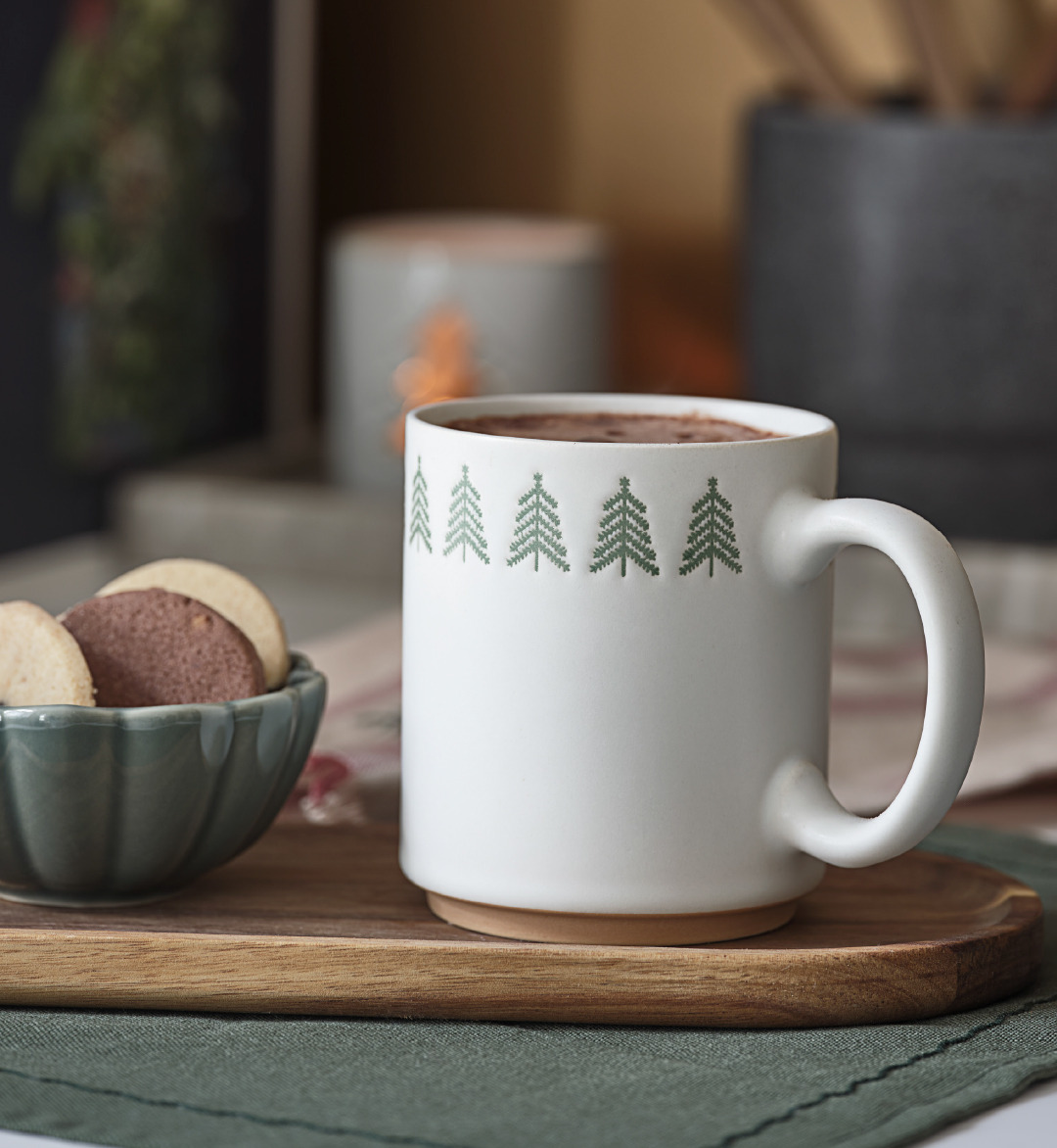 Weihnachtsbecher mit Weihnachtsbaummotiv