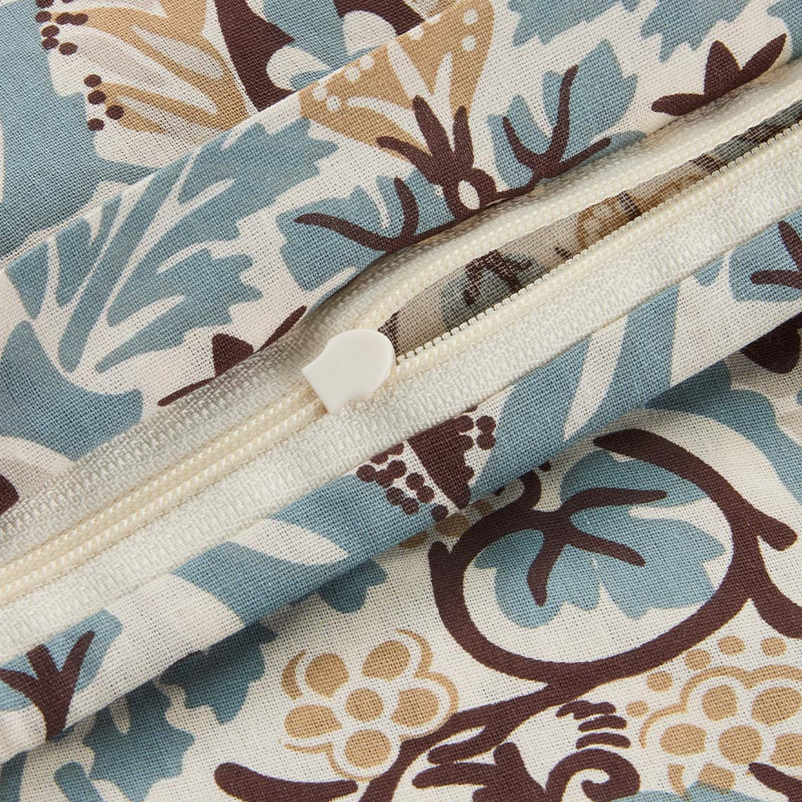 LOVIS Bettwäsche-Set Bettwäsche-Set im geometrischen Design in Pastellblau und Braun