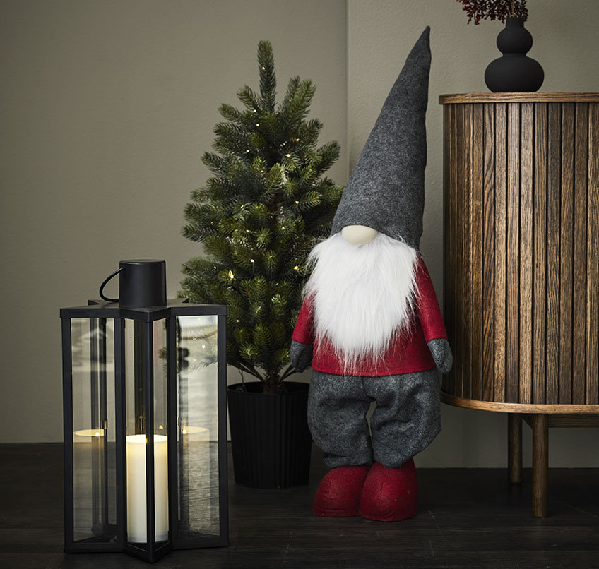 RHODOLIT-Laterne, künstlicher Weihnachtsbaum BERLINGR und HALM-Weihnachtswichtel Schwarze Laterne, künstlicher Weihnachtsbaum und Weihnachtselfe